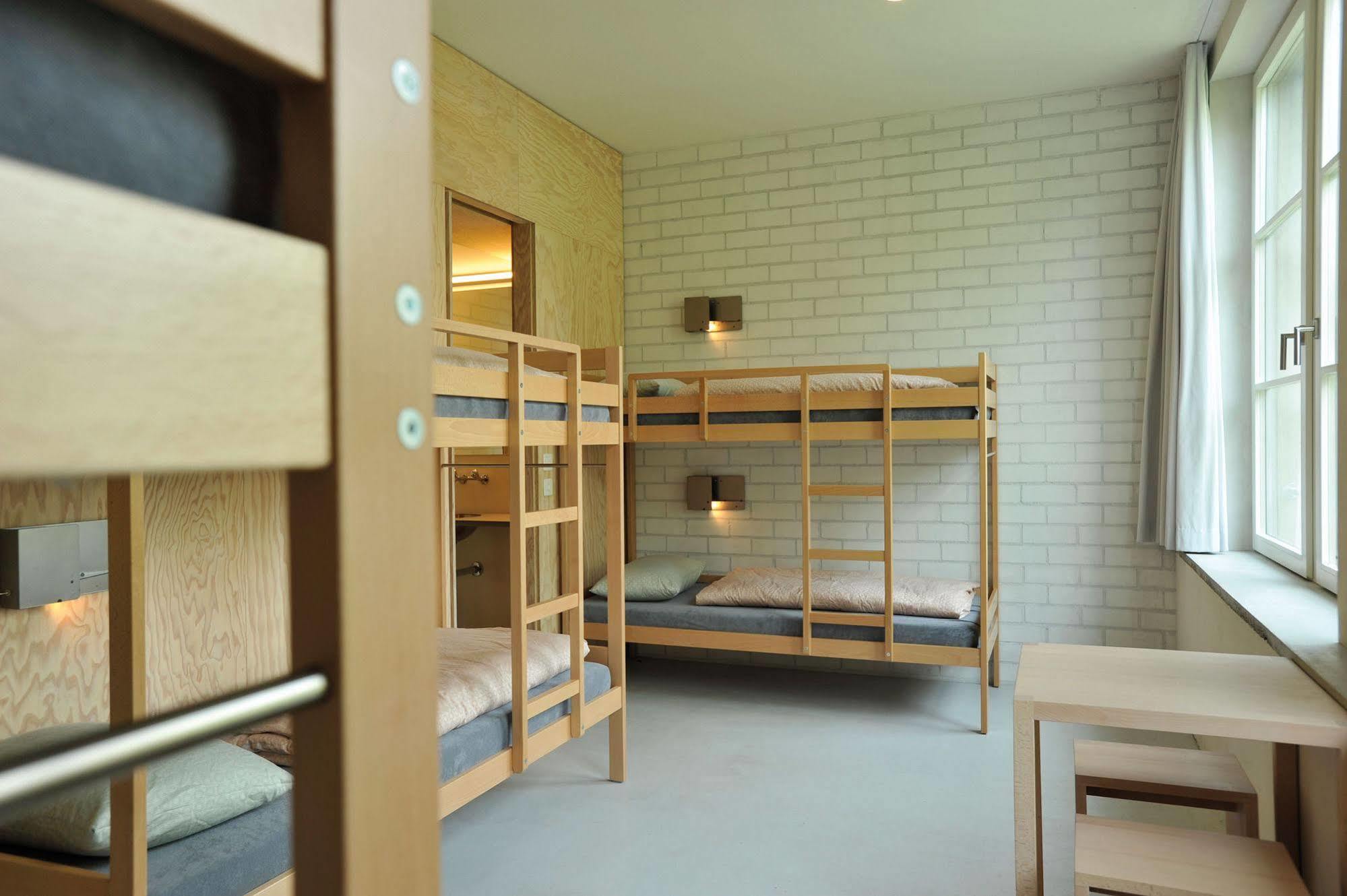 Basel Youth Hostel Bagian luar foto