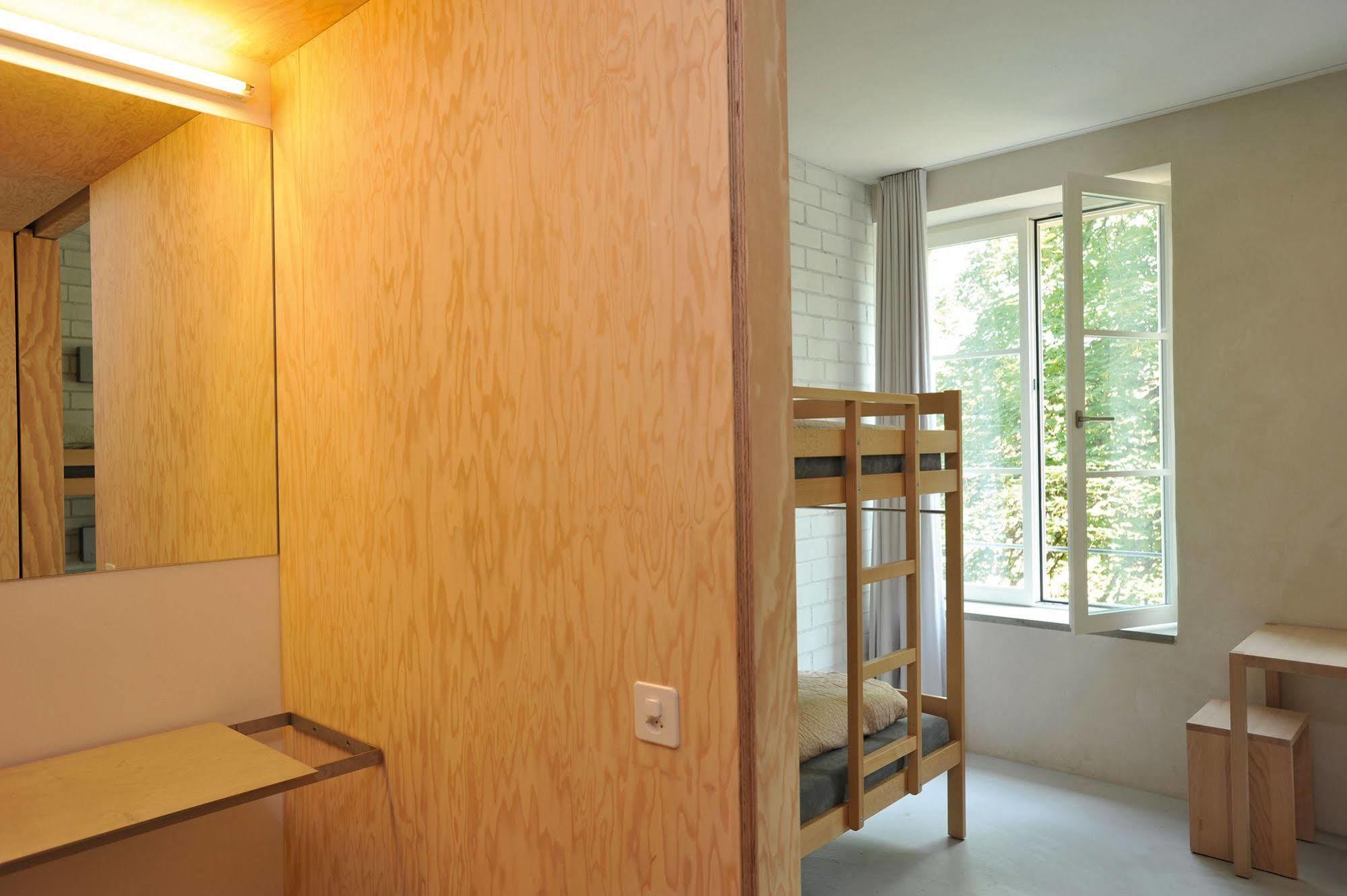 Basel Youth Hostel Bagian luar foto