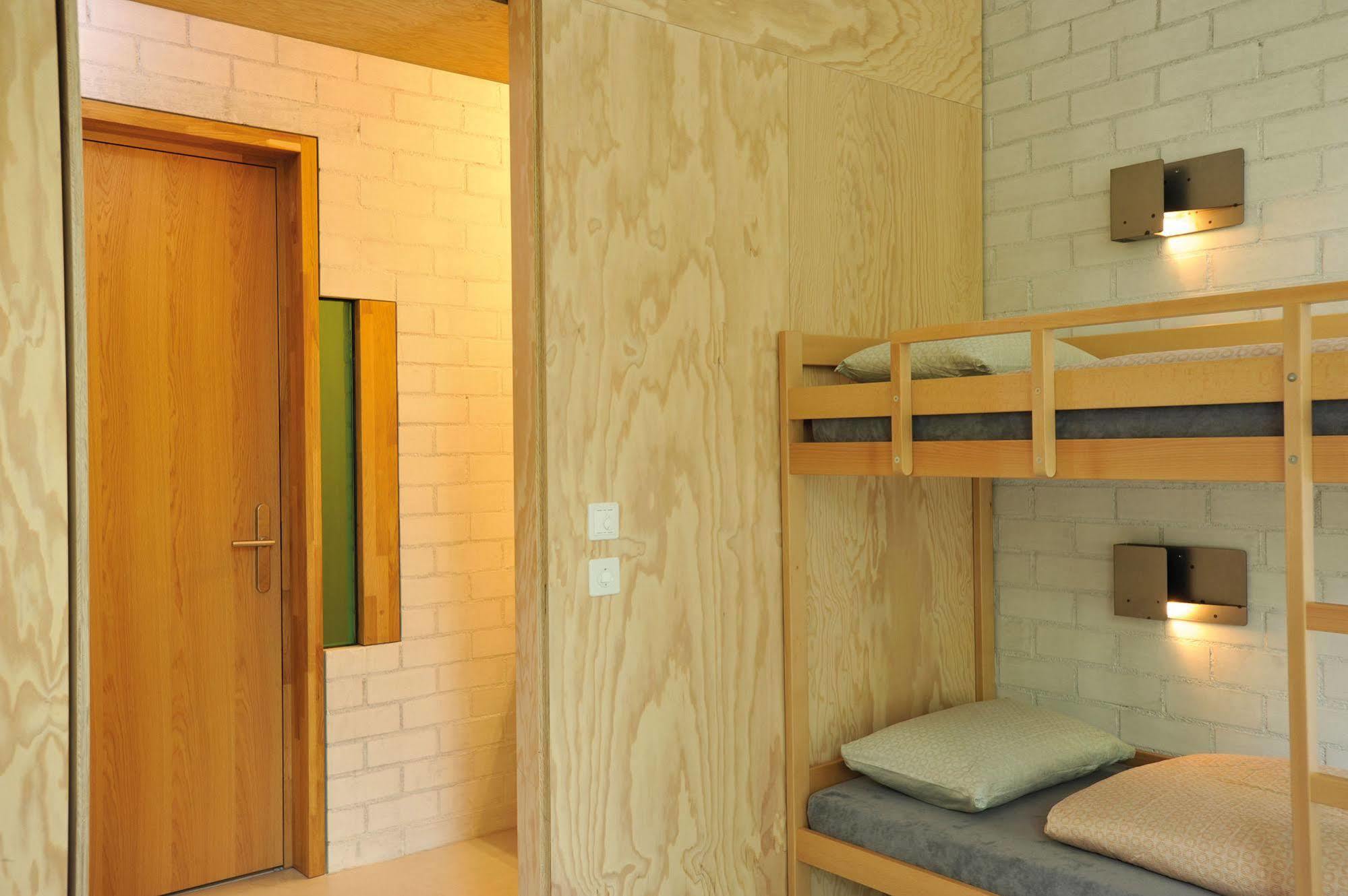 Basel Youth Hostel Bagian luar foto