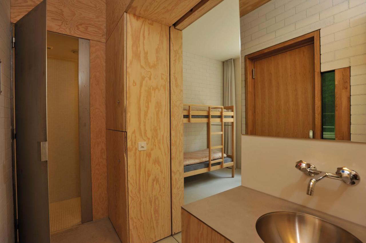 Basel Youth Hostel Bagian luar foto